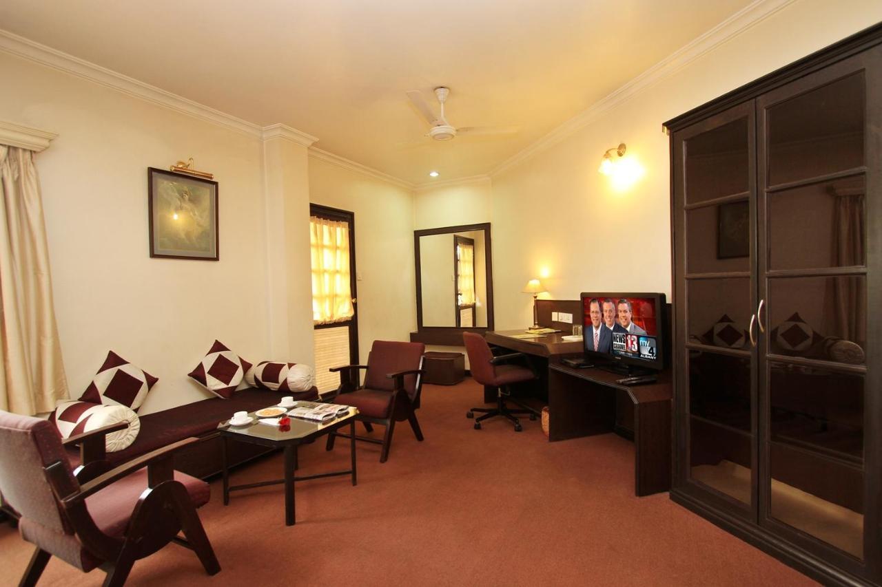 Royal Inn Mysore Exterior photo