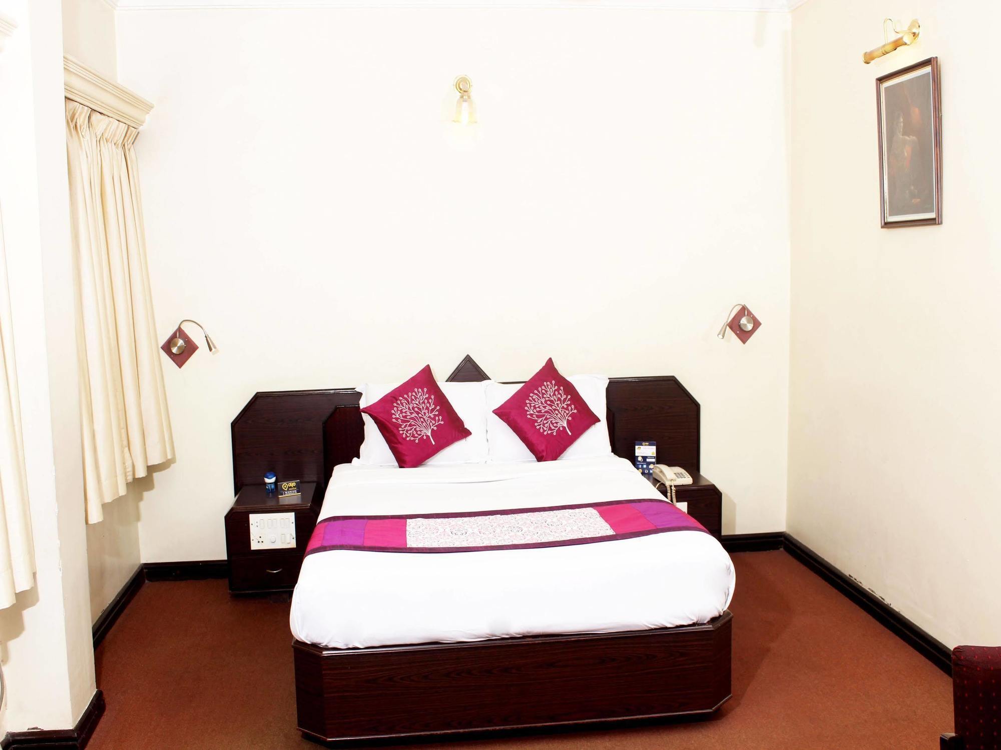 Royal Inn Mysore Exterior photo